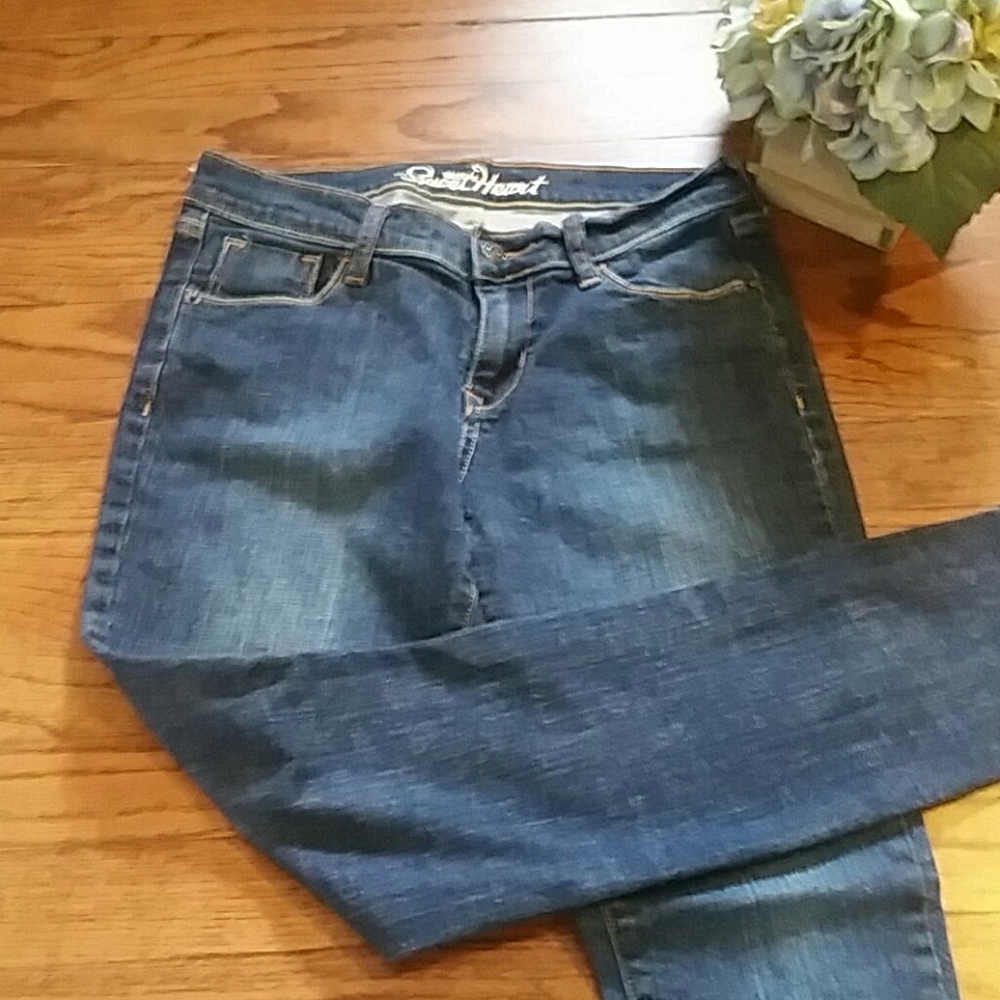 Old Navy Size 2P  "Sweetheart" Straight Skinny Midrise Denim Jeans